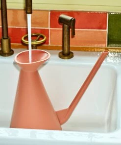 HAY Watering Can Terracotta