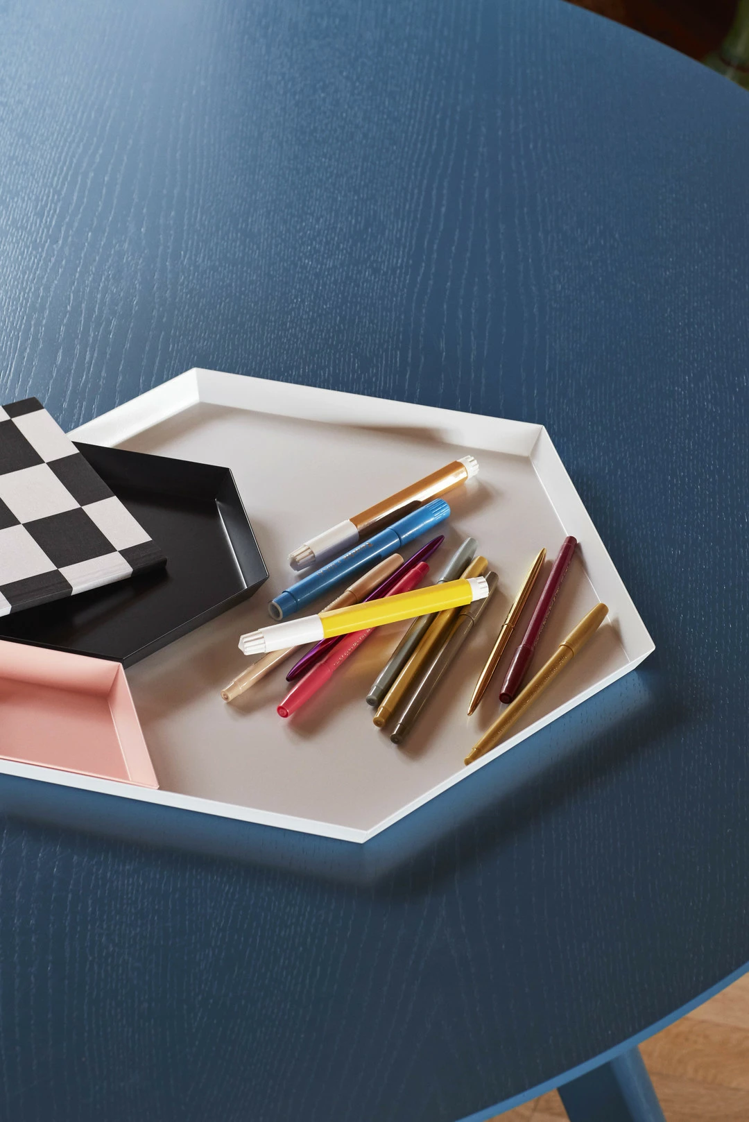 New π HAY vassoio kaleido L β 6 HAY vassoio kaleido L