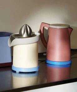 HAY Yellow Sowden Juicer