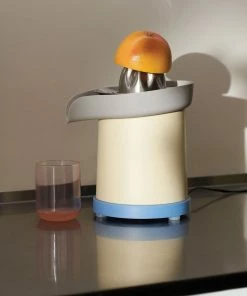 HAY Yellow Sowden Juicer