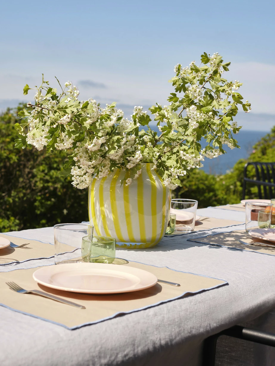 Best Pirce ๐ HAY Juice Vase Yellow- Hay ๐ 7 HAY Juice Vase Yellow- Hay